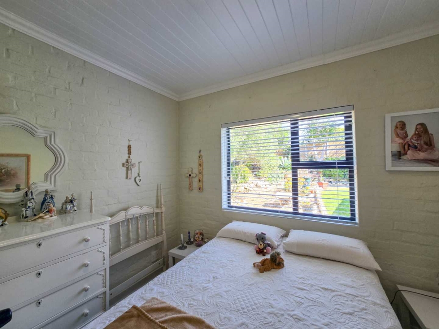 3 Bedroom Property for Sale in Stilbaai Wes Western Cape